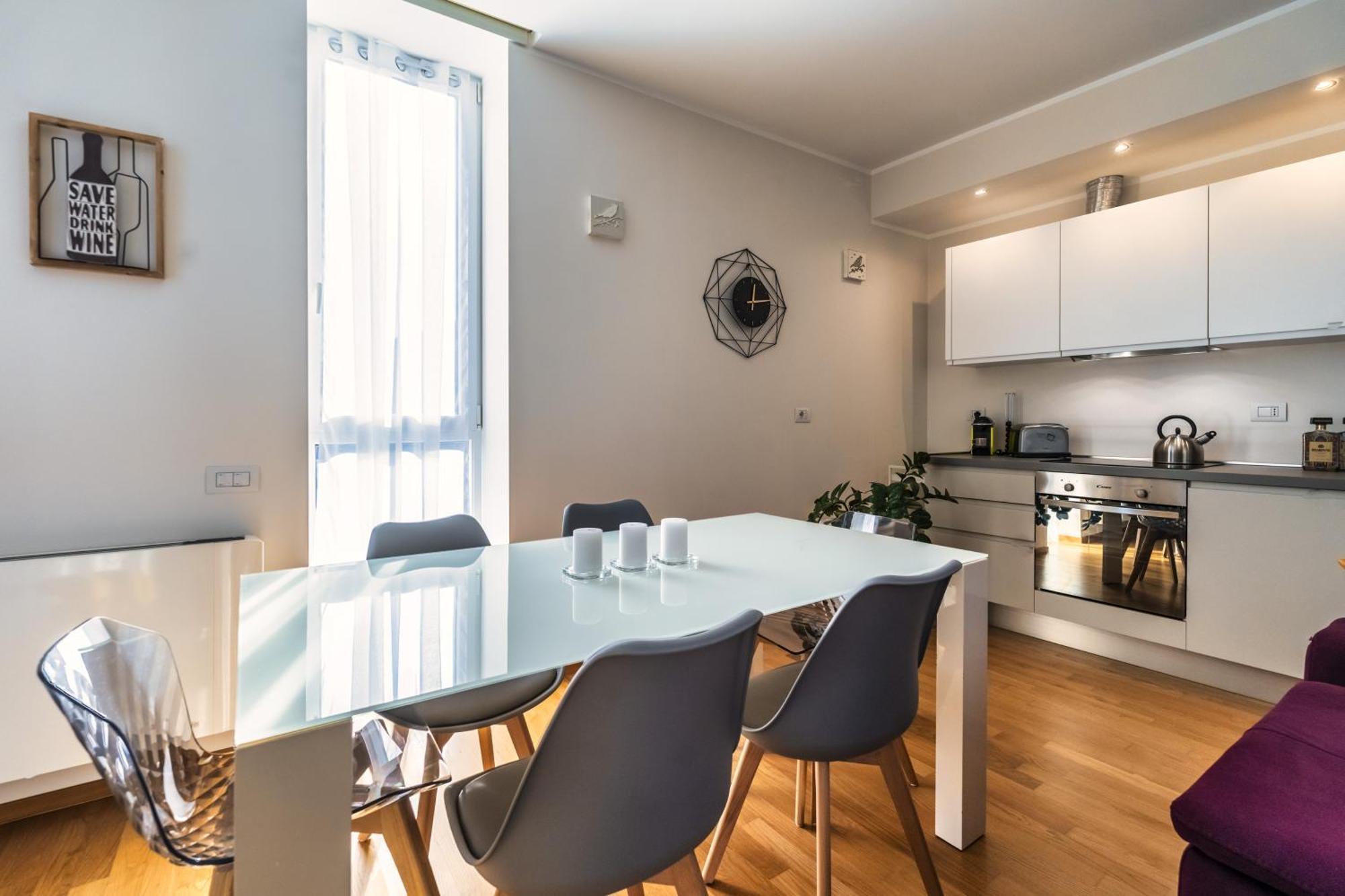 Appartamento 5 Min Walk From Subway Elegant & Modern
